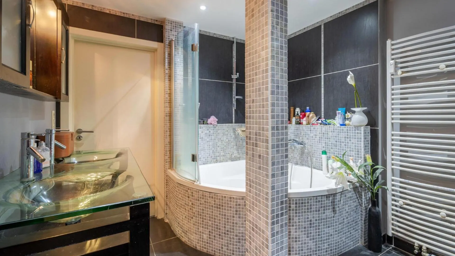 Luxe Serene Residence Brussels